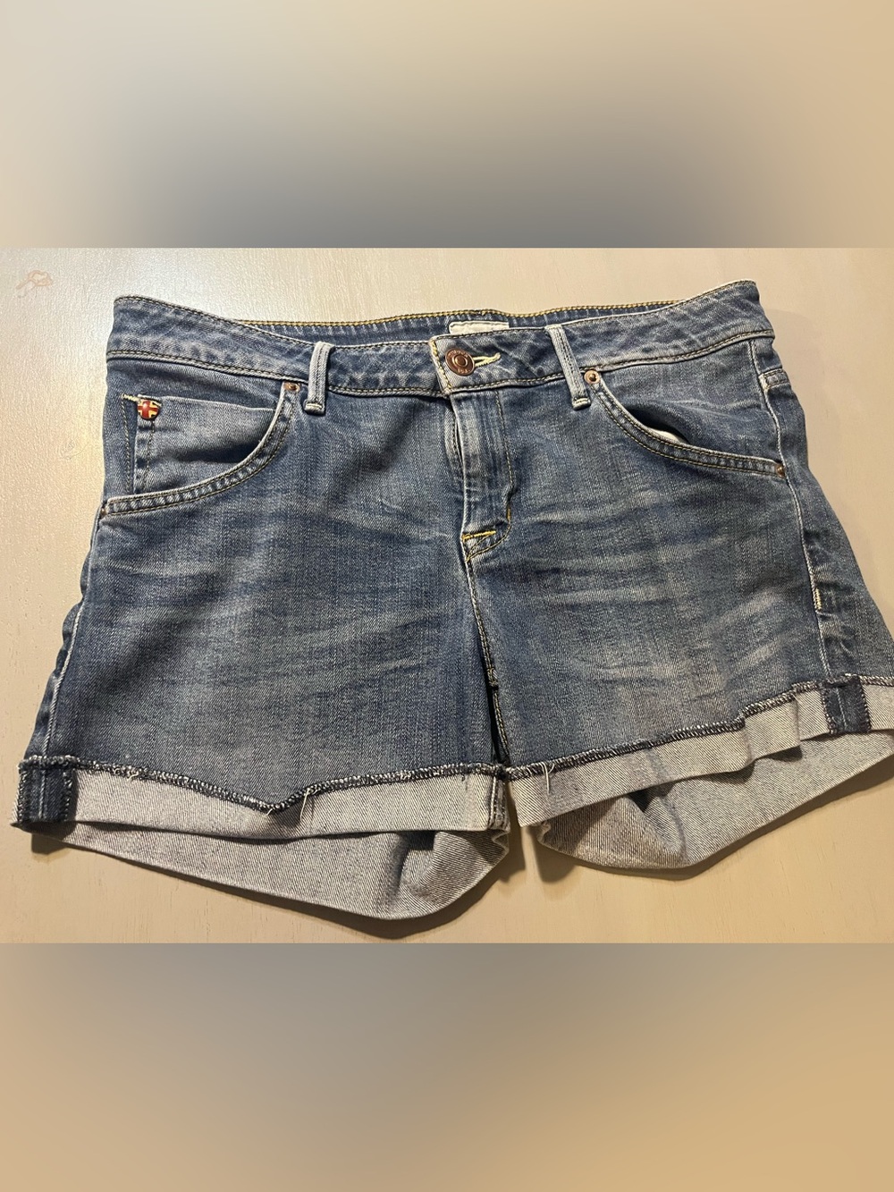 HUDSON Cuffed Denim Shorts with Flap Pockets Blue 28